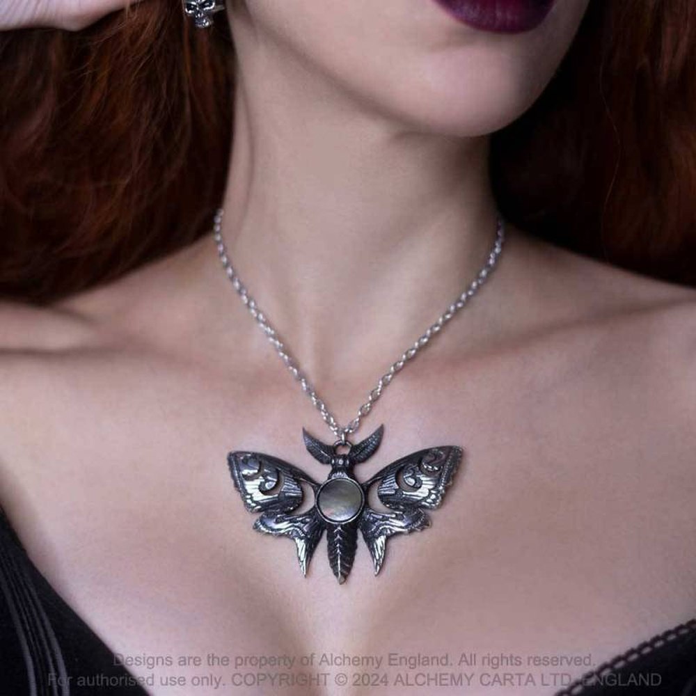 Alchemy - Lunar Moth Ketting - Zilverkleurig